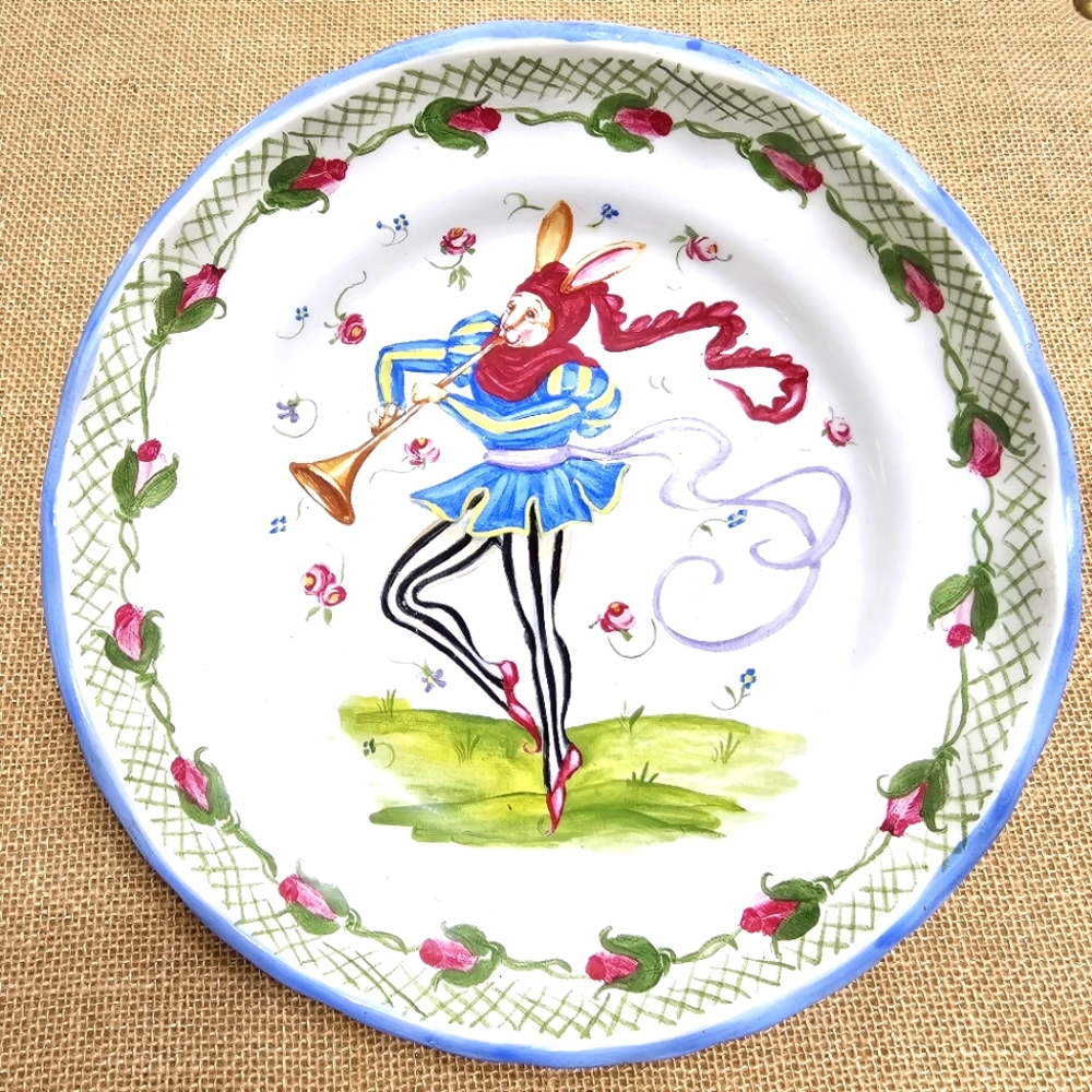 Pamela Silin Palmer Ceramic Rabbit Vintage Bowl Medieval Renaissance 10"